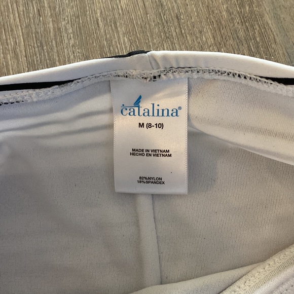 Striped Catalina One Piece💕 Size M - Picture 4 of 6